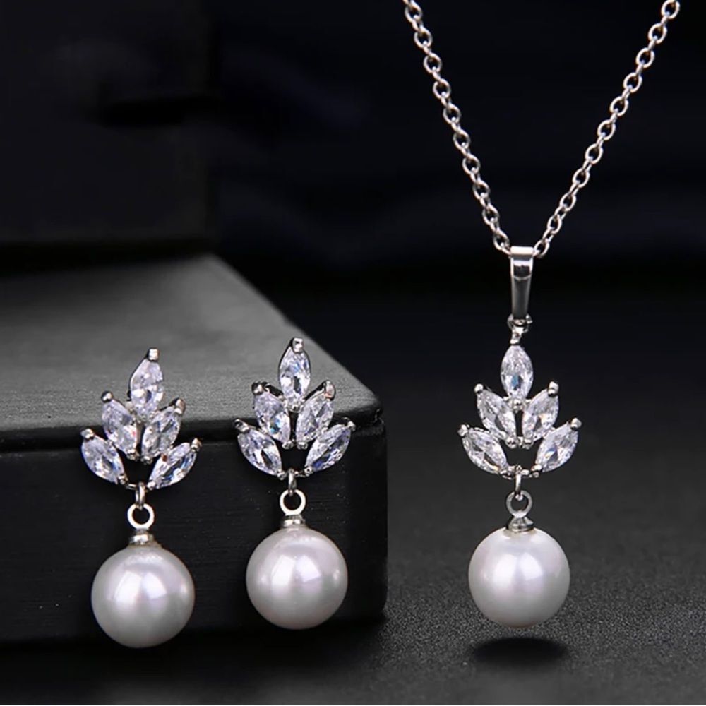 Beautiful Bride Earrings Necklace Set Wedding Set